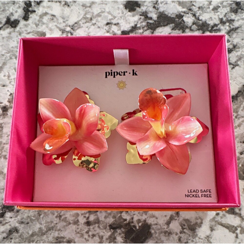 piper·k Pink Resin Flower Stud Earrings Nickel-Free Lobe No Stone